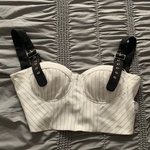 Buckle strap crop top